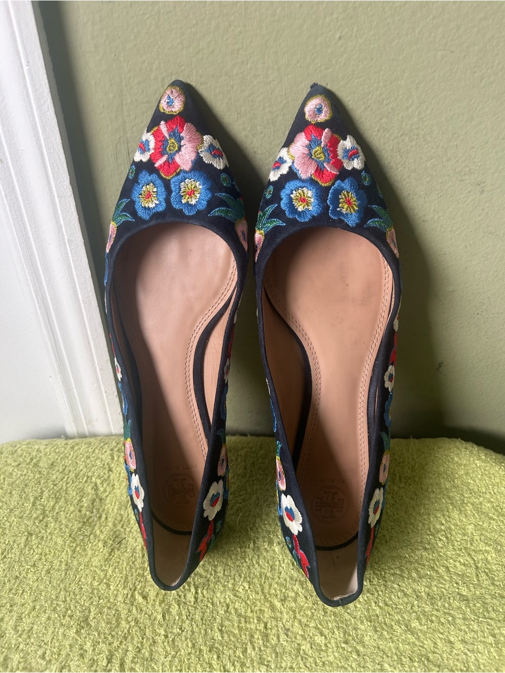 Tory Burch Rosemont Navy Floral Embroidered Pointed Toe Flats - Picture 10 of 15